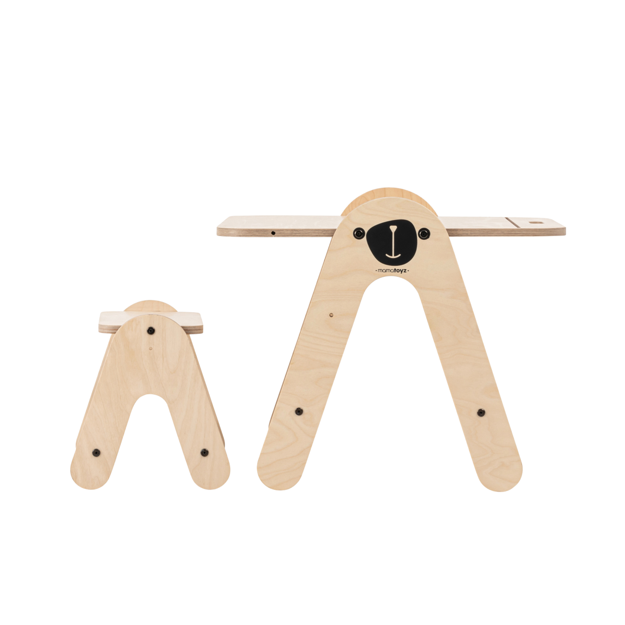 Massam aktivitetsbord och skrivbord