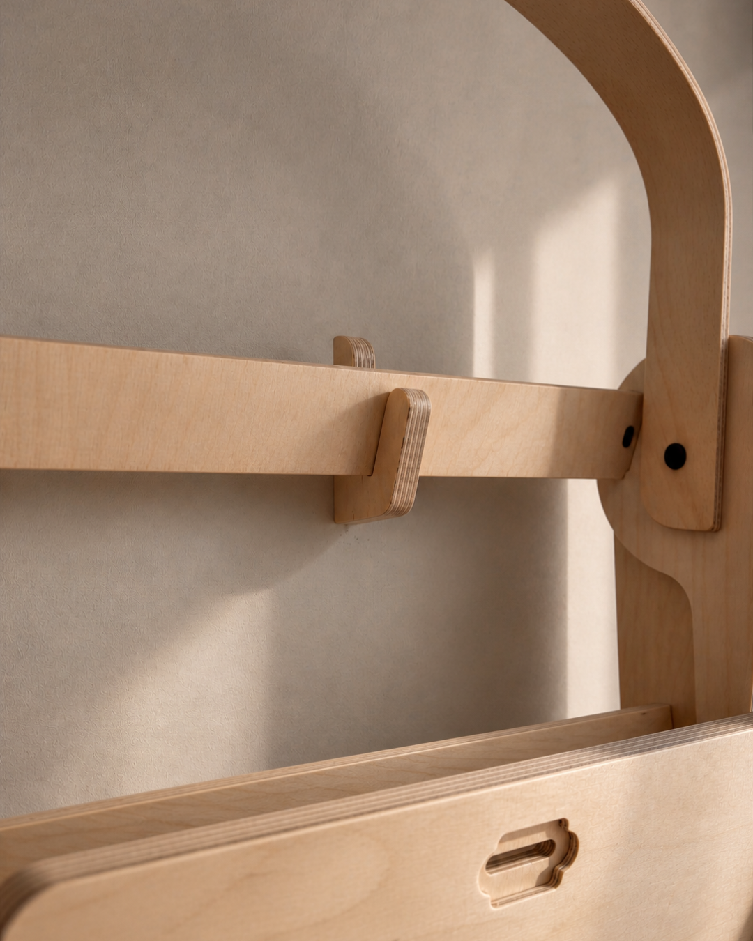 Fold Wall Mount – väggfäste för kökshjälp