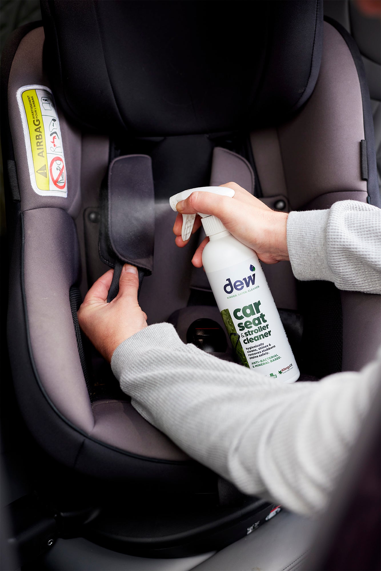 DEW Rengöring för bilbarnstol & barnvagn – 500 ml